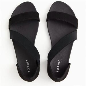 Asymmetrical Stretch Strap Flat